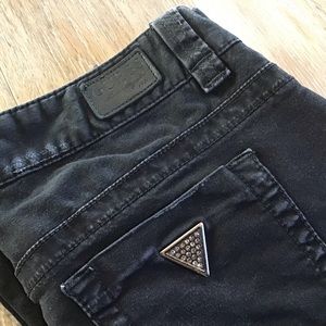 GUESS Jeans || 28 waist; Daredevil Bootcut; EUC